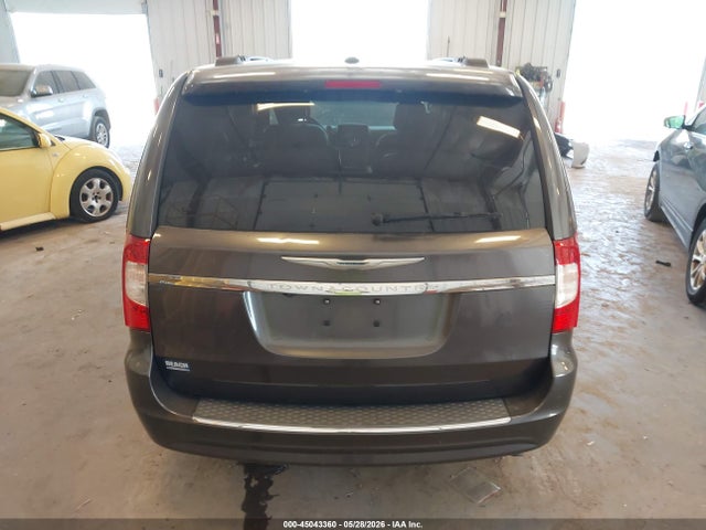 Chrysler Town & Country Touring