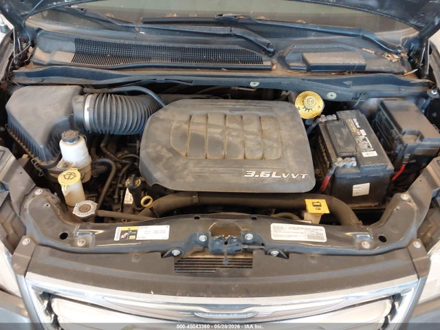 Chrysler Town & Country Touring