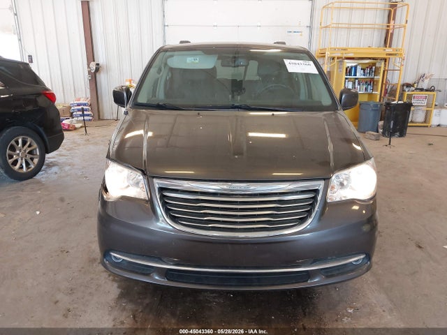 Chrysler Town & Country Touring
