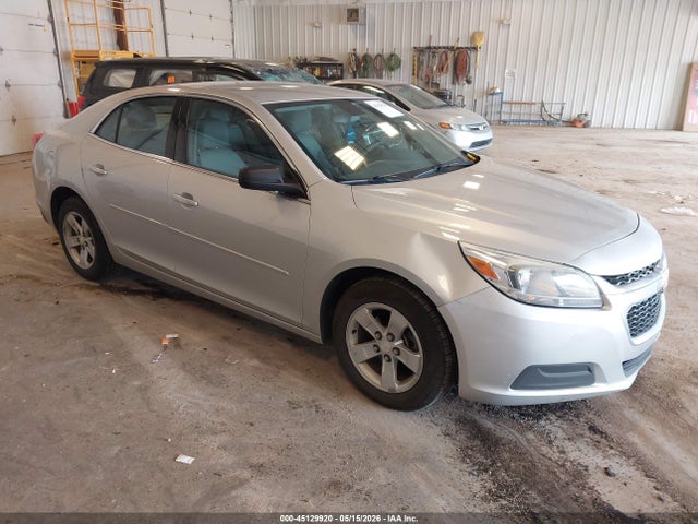 Salvage Chevrolet Malibu Image