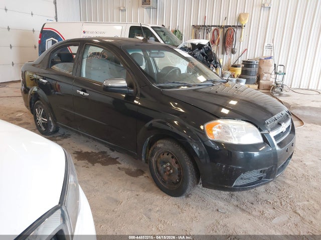 Salvage Chevrolet Aveo Image