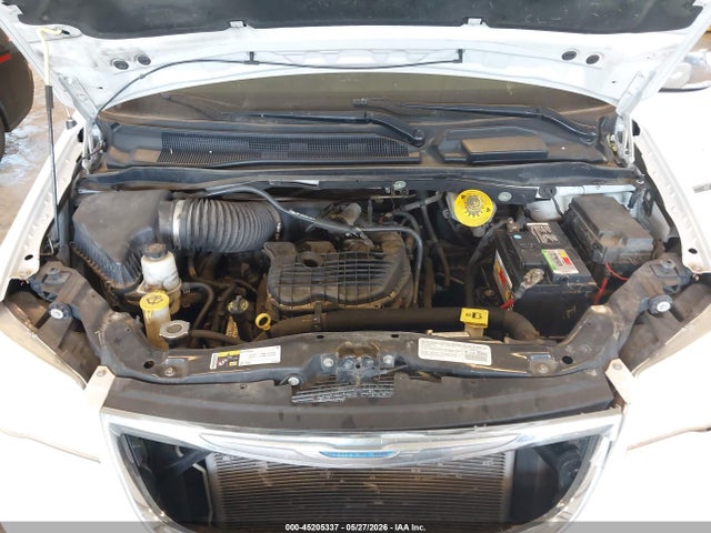 Chrysler Town & Country Touring-l