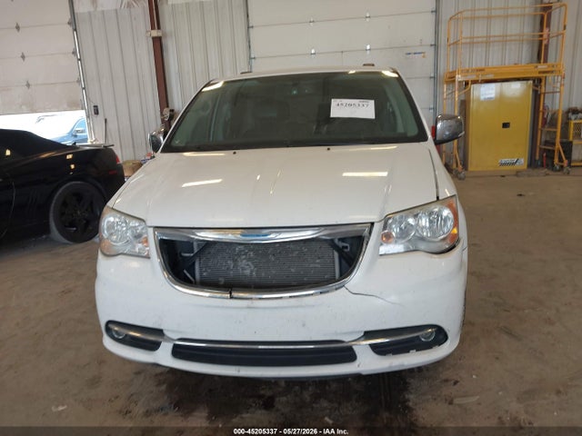 Chrysler Town & Country Touring-l