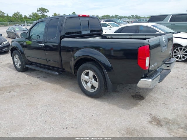 Nissan Frontier Le