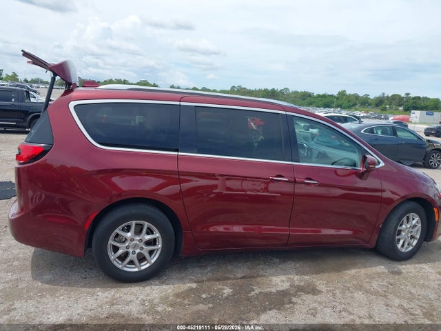 Chrysler Pacifica Touring L