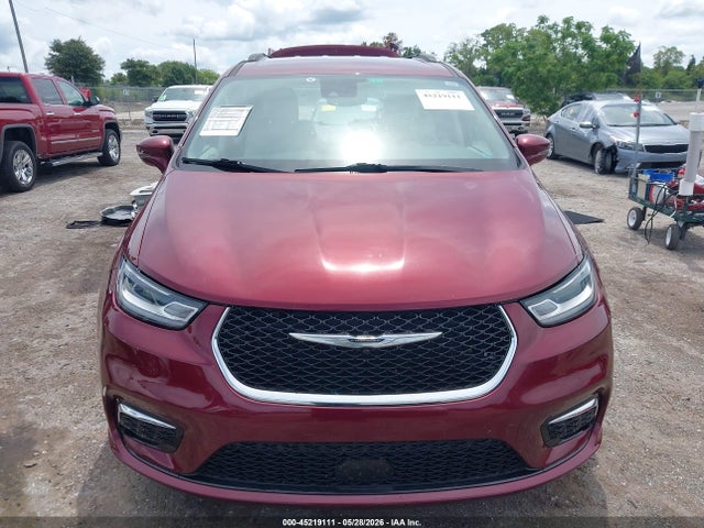 Chrysler Pacifica Touring L