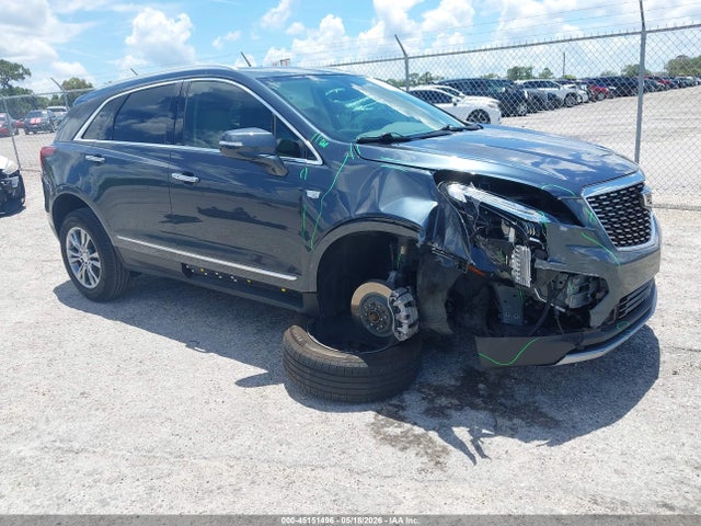 Salvage Cadillac XT5 Image
