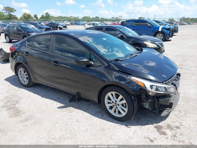 Salvage Kia Forte Image