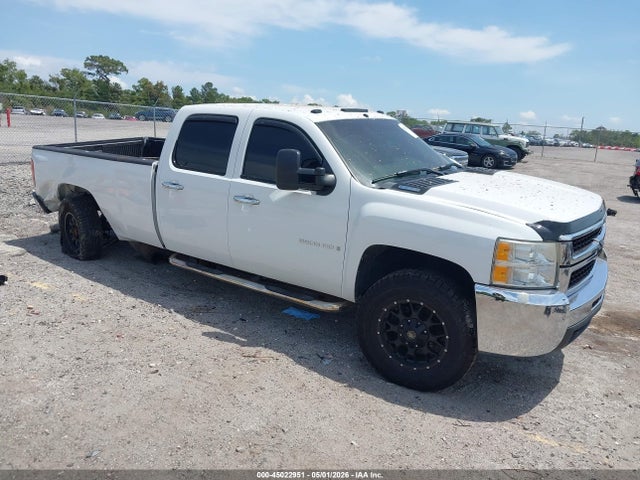 Salvage Chevrolet Silverado 3500 Image