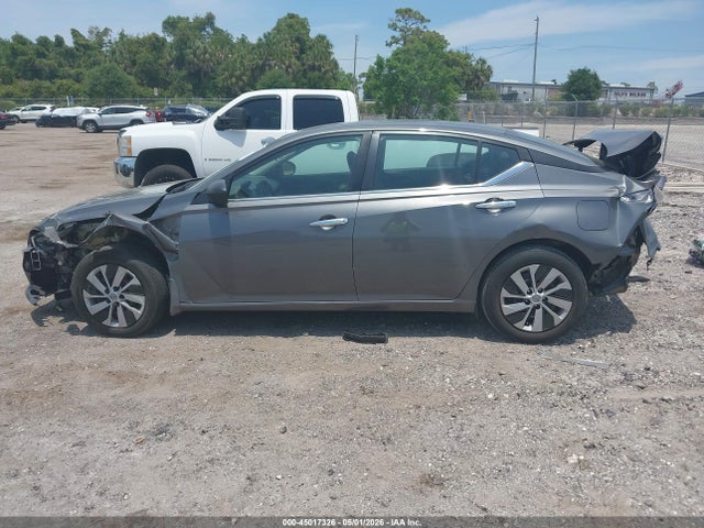 Nissan Altima S Fwd