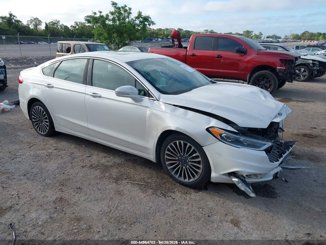 Salvage Ford Fusion Image