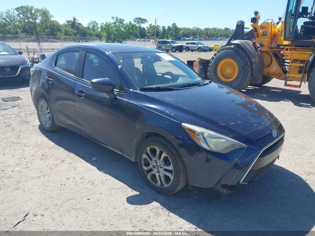 Salvage Toyota Yaris Image