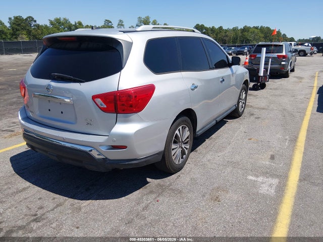 Nissan Pathfinder Sl