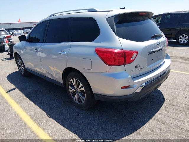 Nissan Pathfinder Sl
