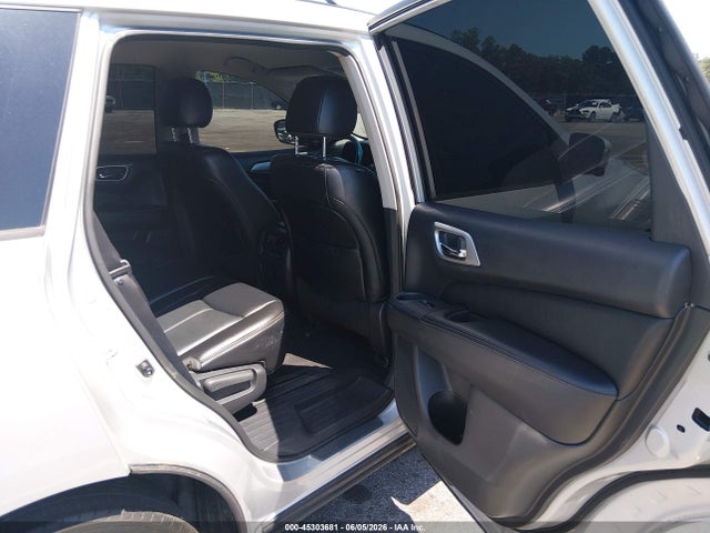 Nissan Pathfinder Sl