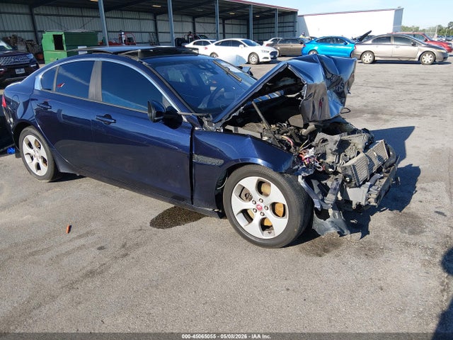 Salvage Jaguar XE Image
