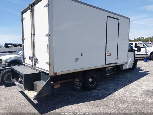 Chevrolet Express Van