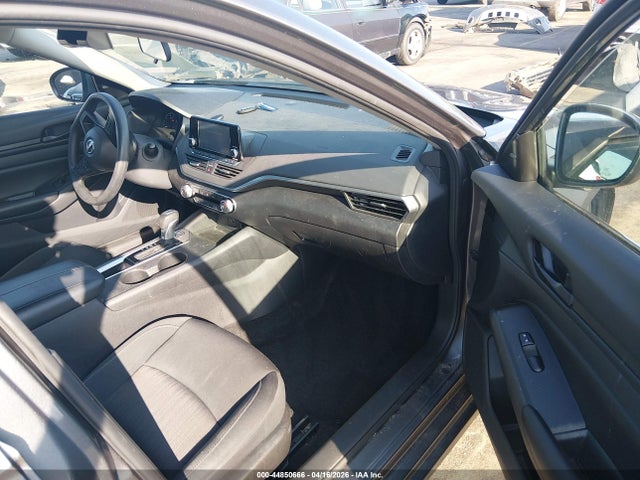 Nissan Altima S Fwd
