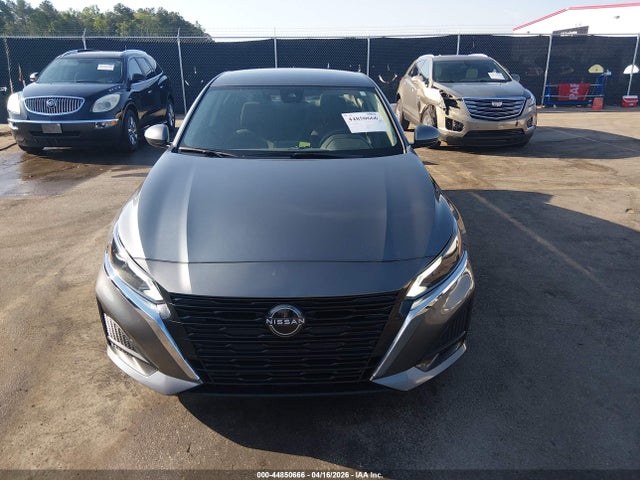 Nissan Altima S Fwd