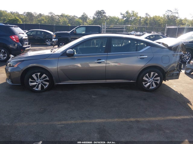 Nissan Altima S Fwd