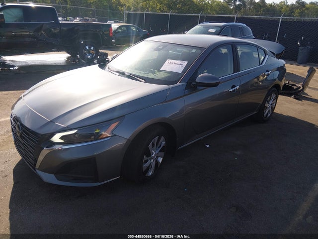 Nissan Altima S Fwd