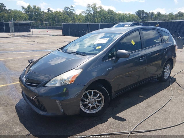 Toyota Prius v Three