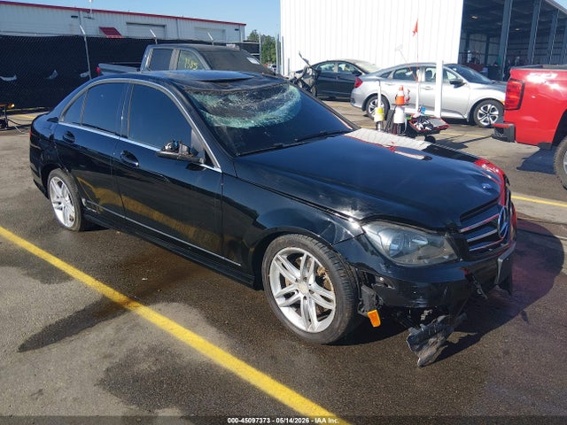 Salvage Mercedes-Benz C-Class Image