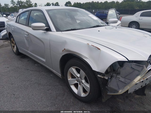 Dodge Charger Se