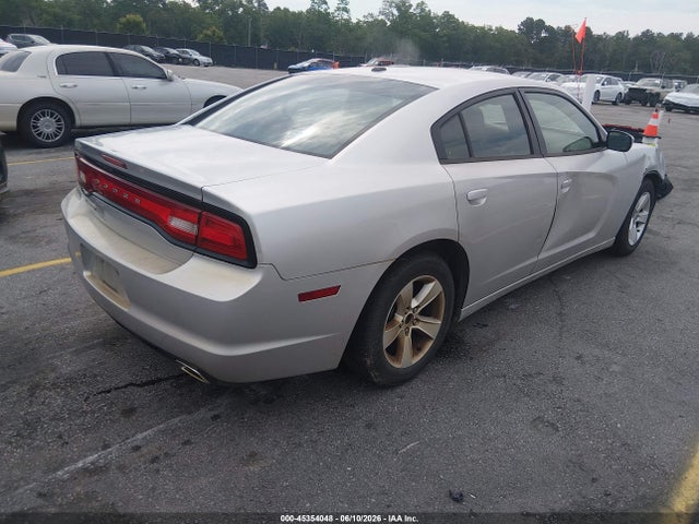 Dodge Charger Se
