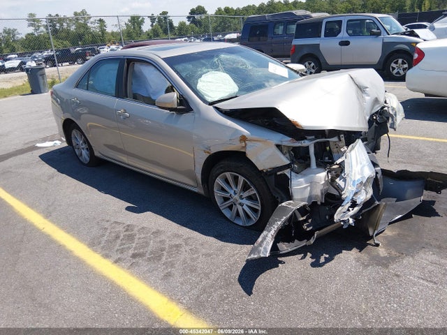 Salvage Toyota Camry Image