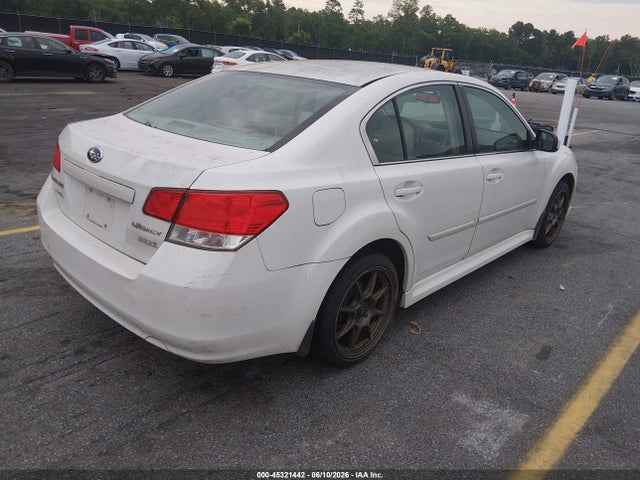 Subaru Legacy 2.5i Premium