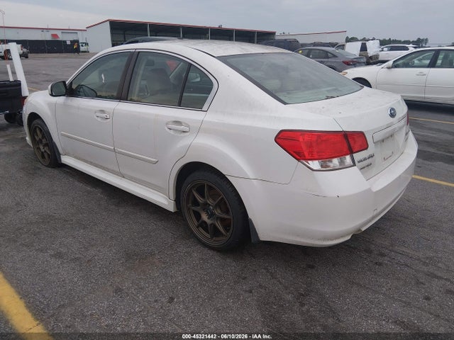 Subaru Legacy 2.5i Premium