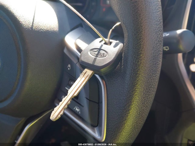 Subaru Impreza Base 5-door