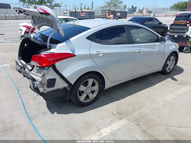 Hyundai ELANTRA Gls