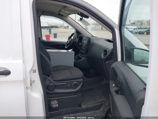 Mercedes-Benz Metris