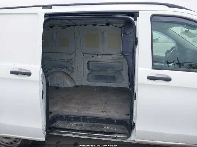 Mercedes-Benz Metris