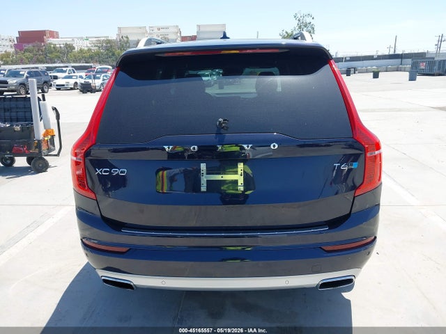 Volvo XC90 T6 Momentum