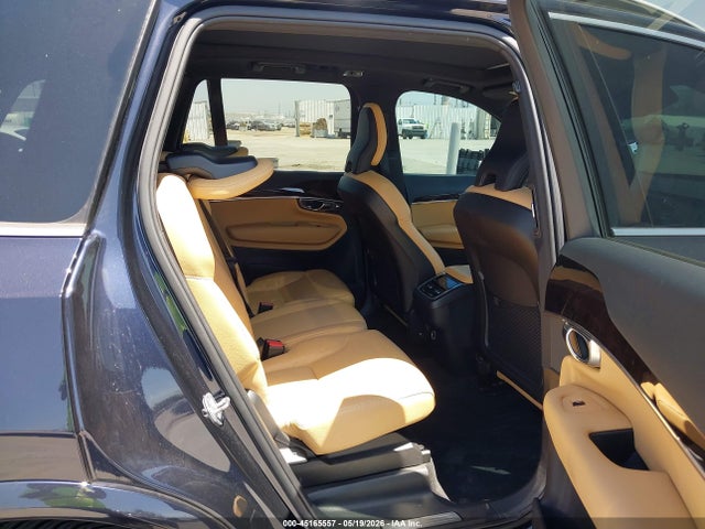Volvo XC90 T6 Momentum