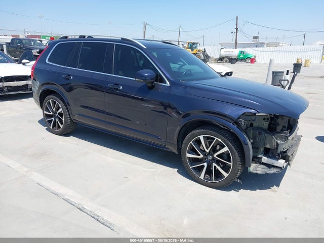 Salvage Volvo XC90 Image