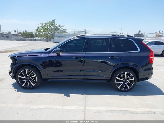 Volvo XC90 T6 Momentum