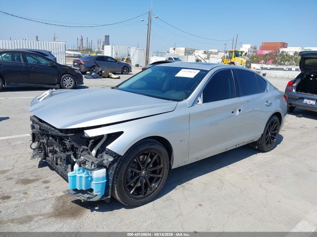 INFINITI Q50 3.0t Luxe