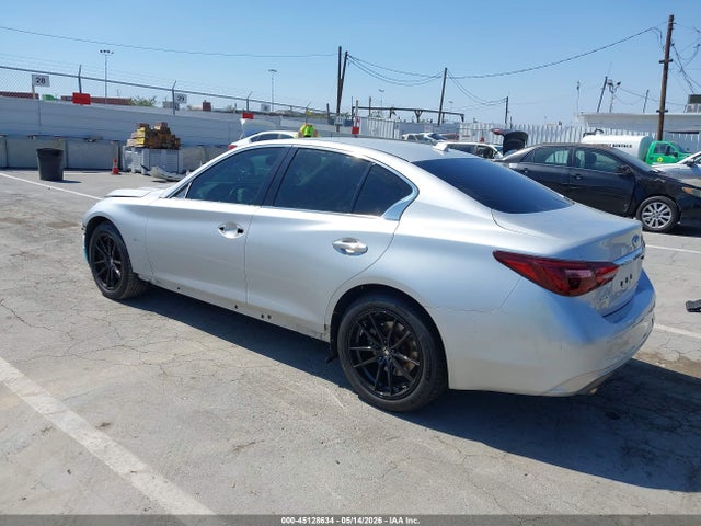 INFINITI Q50 3.0t Luxe