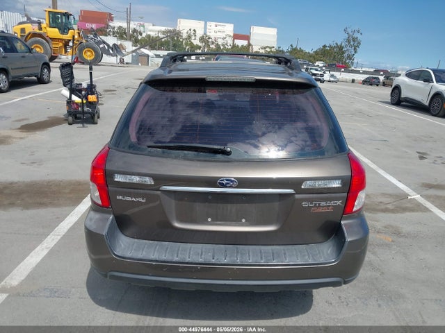 Subaru Outback 2.5i