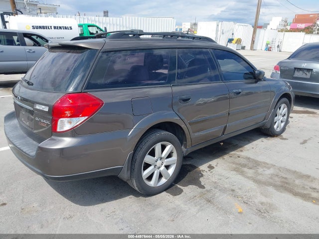 Subaru Outback 2.5i