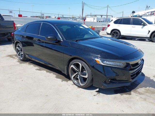 Salvage Honda Accord Image