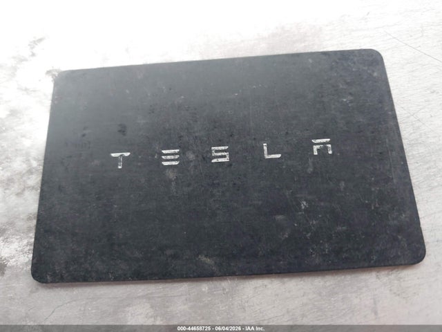 Tesla Cybertruck All-wheel Drive