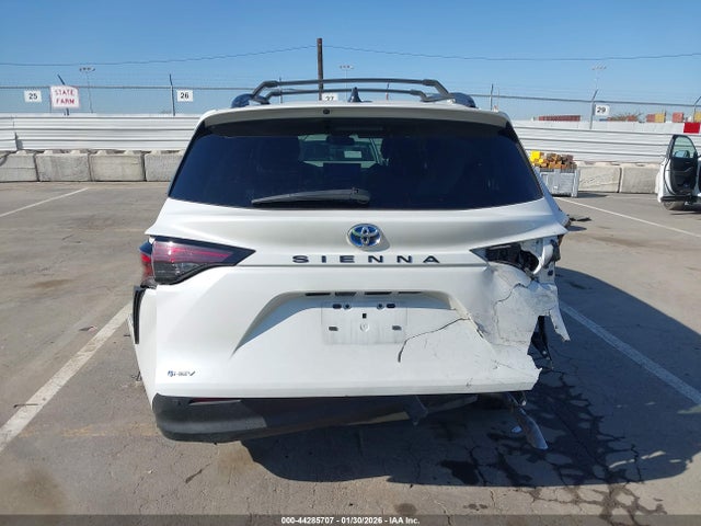 Toyota Sienna Xle