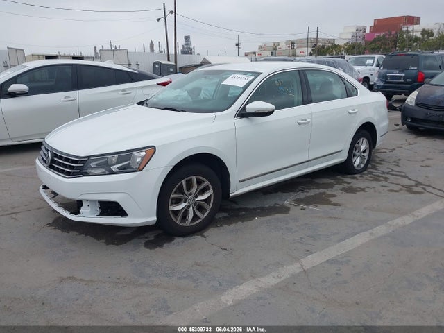 Volkswagen Passat 1.8t S