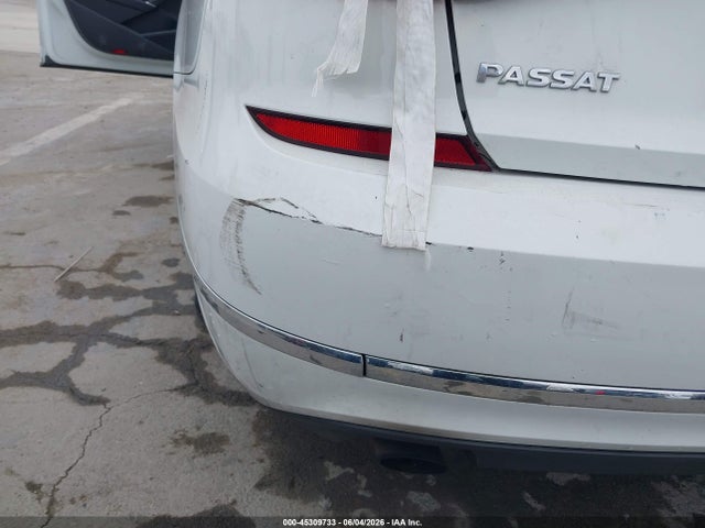 Volkswagen Passat 1.8t S