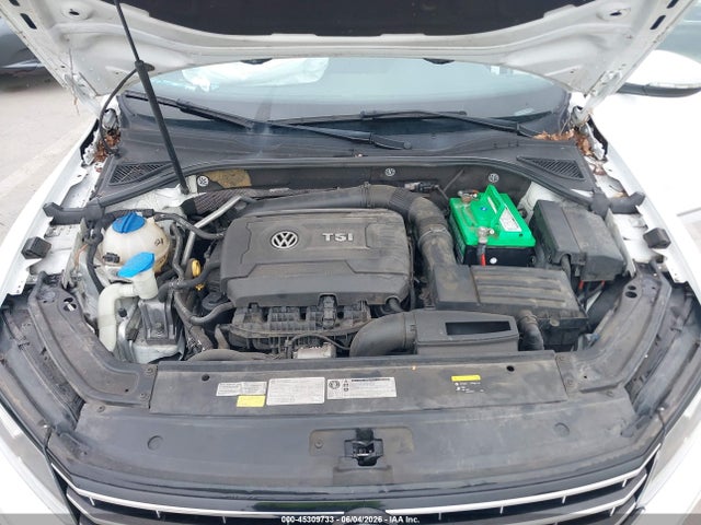 Volkswagen Passat 1.8t S